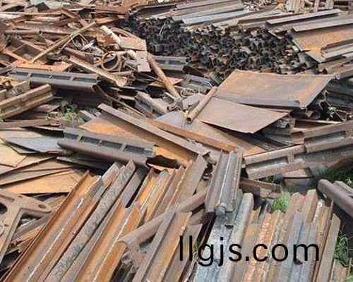 廢舊鋼(gang)材(cai)迴收(shou)